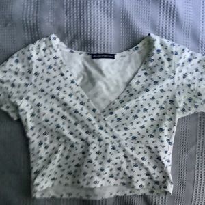 Brandy Melville wrap around crop top